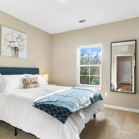 מלבורן Elegant 1Br/1Ba Condo With Pool, Gym And Laundry מראה חיצוני תמונה